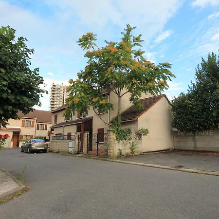 Free Private Parking - 15Mn Paris - 5Mn Walk Train Station - All Equipped - Terrace - Garden - Stade De France - Casino D'Enghien - Hippodrome, Universite Épinay-sur-Seine Eksteriør bilde
