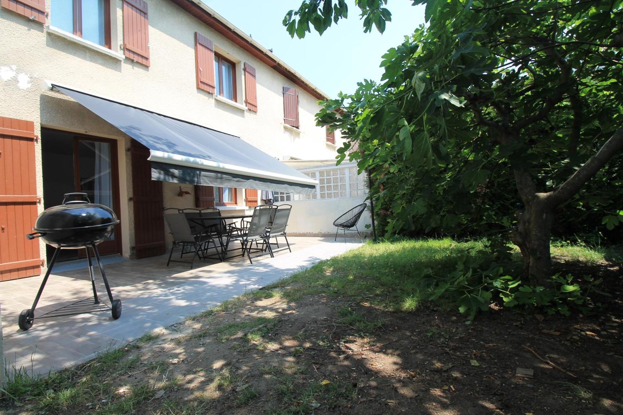 Free Private Parking - 15Mn Paris - 5Mn Walk Train Station - All Equipped - Terrace - Garden - Stade De France - Casino D'Enghien - Hippodrome, Universite Épinay-sur-Seine Eksteriør bilde